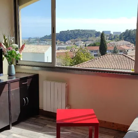 2 Pieces Vue Et Chateau Et Parking Villeneuve-Loubet